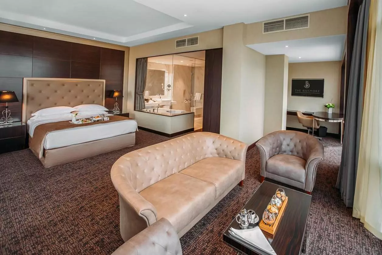 THEBITMORE_EDIT (3).jpg